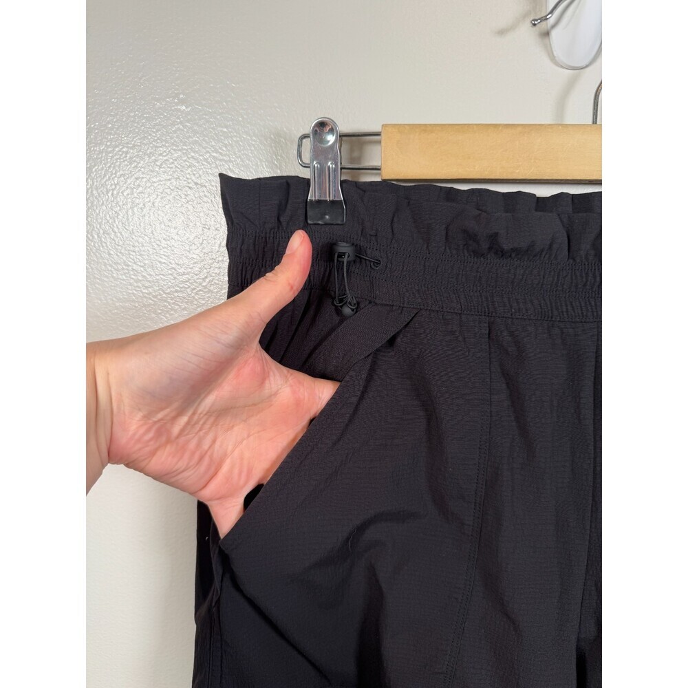 Athleta High Rise Trekkie Parachute Pant Size 10 Black Hiking Trail Ripstop - Picture 5 of 13